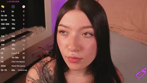 Snapshot of dolcexx chatting on November 19, 2025, 7:58 pm Dolcexx online show from November 19, 2025, 7:58 pm