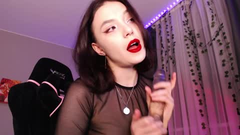 doll1_maiya online show from April 5, 2026, 8:28 pm