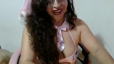 doll78latin online show from April 23, 2026, 2:41 pm