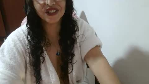 doll78latin online show from May 2, 2026, 12:04 am