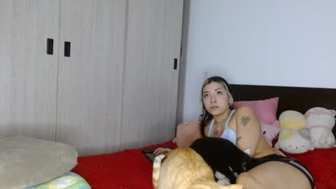 Auro and Santiago online show from February 19, 2025, 3:06 am