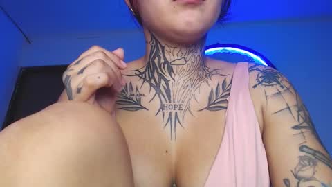 Snapshot of doll_and_thebrown chatting on February 11, 2026, 6:18 am doll_and_thebrown online show from February 11, 2026, 6:18 am