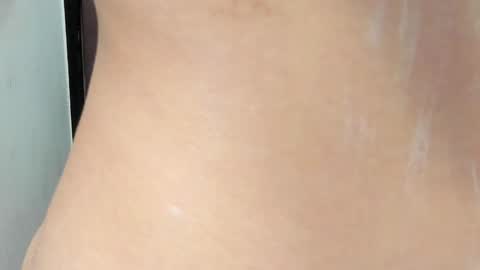 Bella  online show from January 25, 2025, 2:04 am