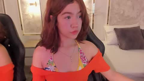 Snapshot of doll_eyeess_ chatting on September 27, 2025, 2:33 pm D online show from September 27, 2025, 2:33 pm