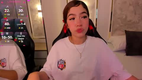 Snapshot of doll_eyeess_ chatting on October 11, 2025, 7:12 pm D online show from October 11, 2025, 7:12 pm