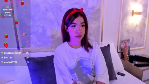 Snapshot of doll_eyeess_ chatting on November 22, 2025, 2:49 pm D online show from November 22, 2025, 2:49 pm