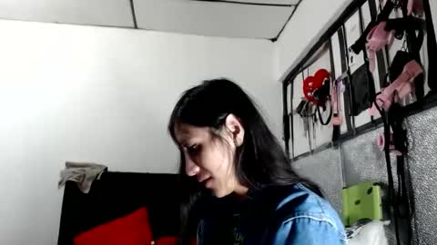 Snapshot of doll_sary chatting on January 7, 2025, 4:29 am Catherine XXX online show from January 7, 2025, 4:29 am