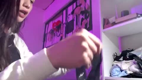 Snapshot of doll_sary chatting on February 15, 2025, 11:50 am Catherine XXX online show from February 15, 2025, 11:50 am