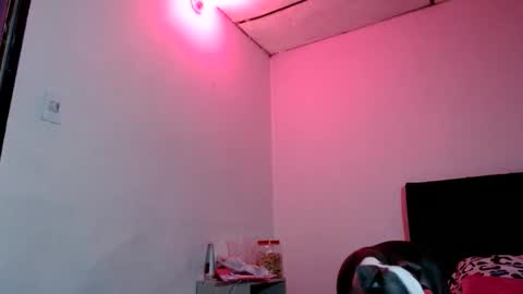 Snapshot of doll_sary chatting on March 8, 2025, 3:35 pm Catherine XXX online show from March 8, 2025, 3:35 pm