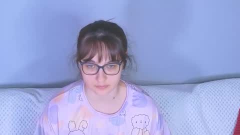 Tessa online show from March 21, 2026, 6:11 pm