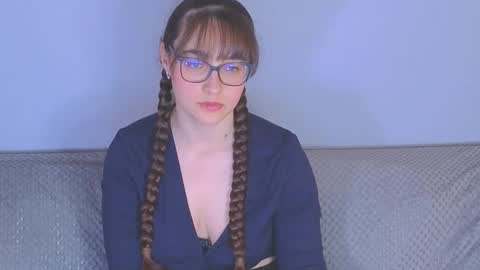 Snapshot of doll_tessa chatting on May 13, 2026, 8:34 am Tessa online show from May 13, 2026, 8:34 am