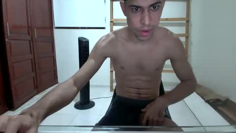 DollarHot30 online show from December 24, 2024, 4:11 am