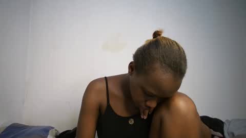 Snapshot of dollberry chatting on February 17, 2025, 1:32 pm dollberry online show from February 17, 2025, 1:32 pm