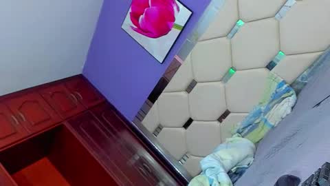 dollcute_latin online show from February 19, 2026, 12:23 pm