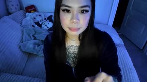 Snapshot of dolllface chatting on February 27, 2026, 2:33 am DOLLLFACE online show from February 27, 2026, 2:33 am