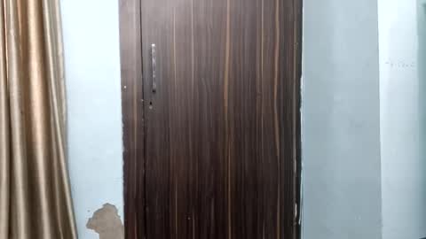 Snapshot of dollmeenu chatting on January 18, 2026, 9:13 am dollmeenu online show from January 18, 2026, 9:13 am