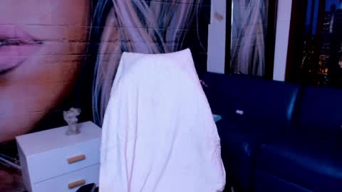 Dolly pocket online show from April 13, 2026, 8:58 pm