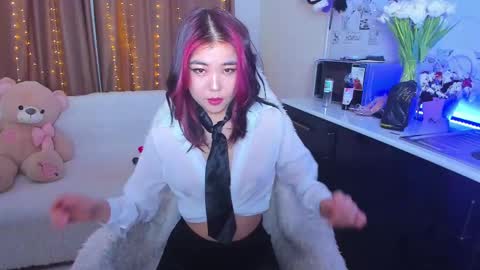 Dollya online show from March 2, 2025, 1:47 am