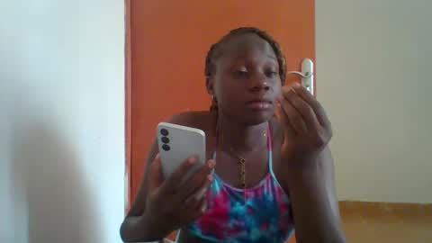 Snapshot of dollyvee chatting on March 27, 2026, 11:10 am dollyvee online show from March 27, 2026, 11:10 am