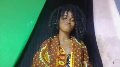 doloresslu online show from March 17, 2026, 8:50 am