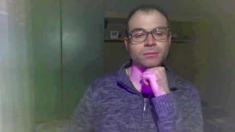 domco9 online show from April 20, 2026, 6:09 pm