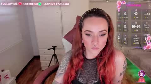 Snapshot of domina_deivis chatting on February 7, 2025, 12:50 pm I WILL BE BACK ON WEDNESDAY DECEMBER 4 0100AM COLOMBIA TIME    online show from February 7, 2025, 12:50 pm
