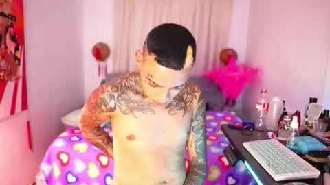 Snapshot of dominant_gay_xxx chatting on October 22, 2025, 6:57 am jjhoy online show from October 22, 2025, 6:57 am