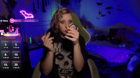 Snapshot of dominantman18064 chatting on January 5, 2026, 11:52 pm Bigbearnbunnyboy online show from January 5, 2026, 11:52 pm