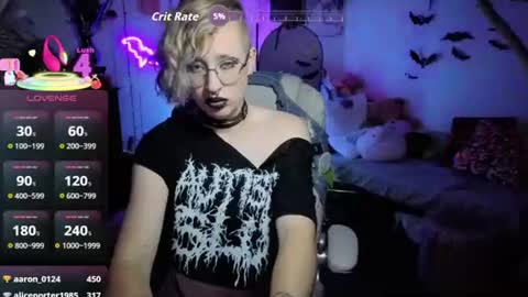 Bigbearnbunnyboy online show from July 19, 2026, 5:22 am