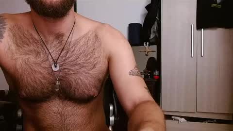 Logan - INDEPENDET MODEL online show from May 31, 2026, 6:21 am