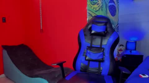 DOMI online show from February 4, 2026, 3:34 am