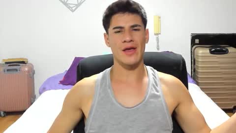 Snapshot of dominic_radccliffe chatting on September 15, 2025, 3:17 am Your real love online show from September 15, 2025, 3:17 am