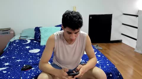 Snapshot of dominic_radccliffe chatting on October 22, 2025, 6:40 pm Your real love online show from October 22, 2025, 6:40 pm