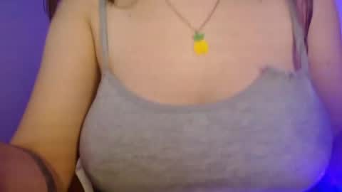 Snapshot of dominica3 chatting on April 10, 2026, 9:41 pm online show from April 10, 2026, 9:41 pm