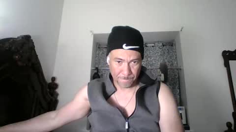 luis online show from April 6, 2026, 4:46 am