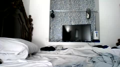 Snapshot of dominicanorico chatting on July 9, 2026, 2:15 am luis online show from July 9, 2026, 2:15 am