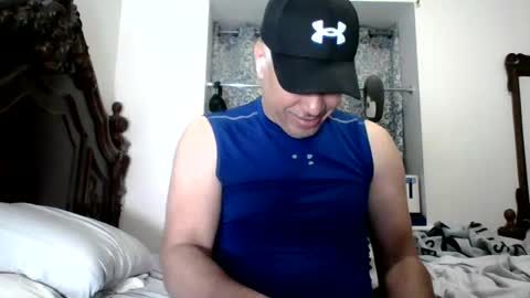 Snapshot of dominicanorico chatting on July 11, 2026, 7:27 pm luis online show from July 11, 2026, 7:27 pm