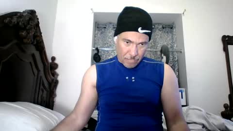 Snapshot of dominicanorico chatting on July 14, 2026, 3:11 am luis online show from July 14, 2026, 3:11 am