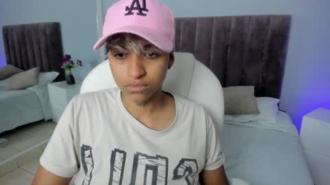 Snapshot of dominick_joness chatting on February 8, 2025, 11:45 pm Dominick online show from February 8, 2025, 11:45 pm