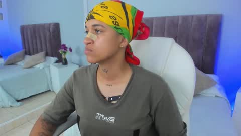 Snapshot of dominick_joness chatting on February 12, 2025, 8:40 pm Dominick online show from February 12, 2025, 8:40 pm