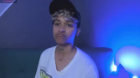 Snapshot of dominick_joness chatting on March 3, 2025, 9:48 pm Dominick online show from March 3, 2025, 9:48 pm