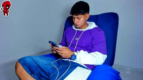  Dominic  online show from May 14, 2026, 2:07 am