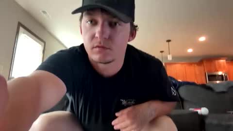 dominickmorehouse093 online show from June 6, 2026, 6:45 pm