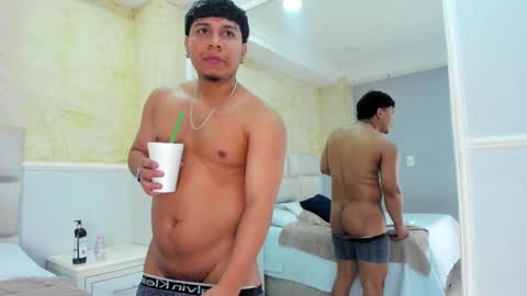 DominickS online show from September 19, 2025, 4:58 am