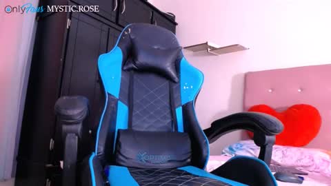   online show from December 8, 2024, 9:08 pm