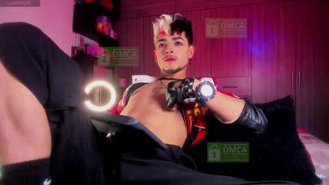 Dominik Eclipse  online show from April 16, 2026, 8:26 am