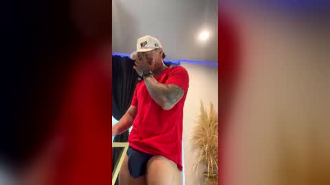 Snapshot of dominiofit chatting on July 23, 2026, 11:52 am Only fans Ronnie col---InstaRonniecolleman online show from July 23, 2026, 11:52 am