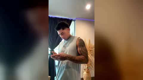 Snapshot of dominiofit chatting on July 25, 2026, 12:03 pm Only fans Ronnie col---InstaRonniecolleman online show from July 25, 2026, 12:03 pm