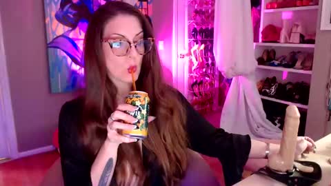 DommeTomorrow online show from January 7, 2025, 6:05 am