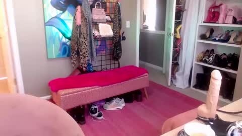 DommeTomorrow online show from January 27, 2025, 5:37 pm